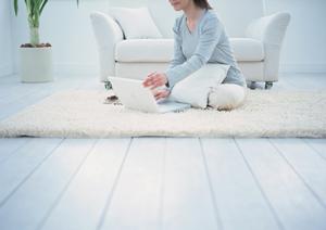 会社のサイトなら制作専門会社に依頼